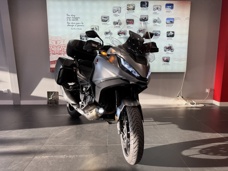 HONDA NT1100 DCT / ABS - LANESTER