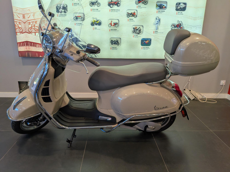 VESPA GTS 125 - LANESTER
