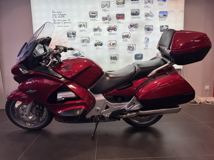 HONDA PAN EUROPEAN 1300 ST1300 ABS 1ERE MAIN - LANESTER