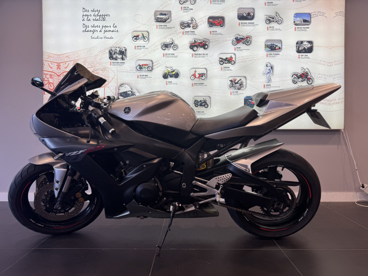 YAMAHA YZF R1 - LANESTER