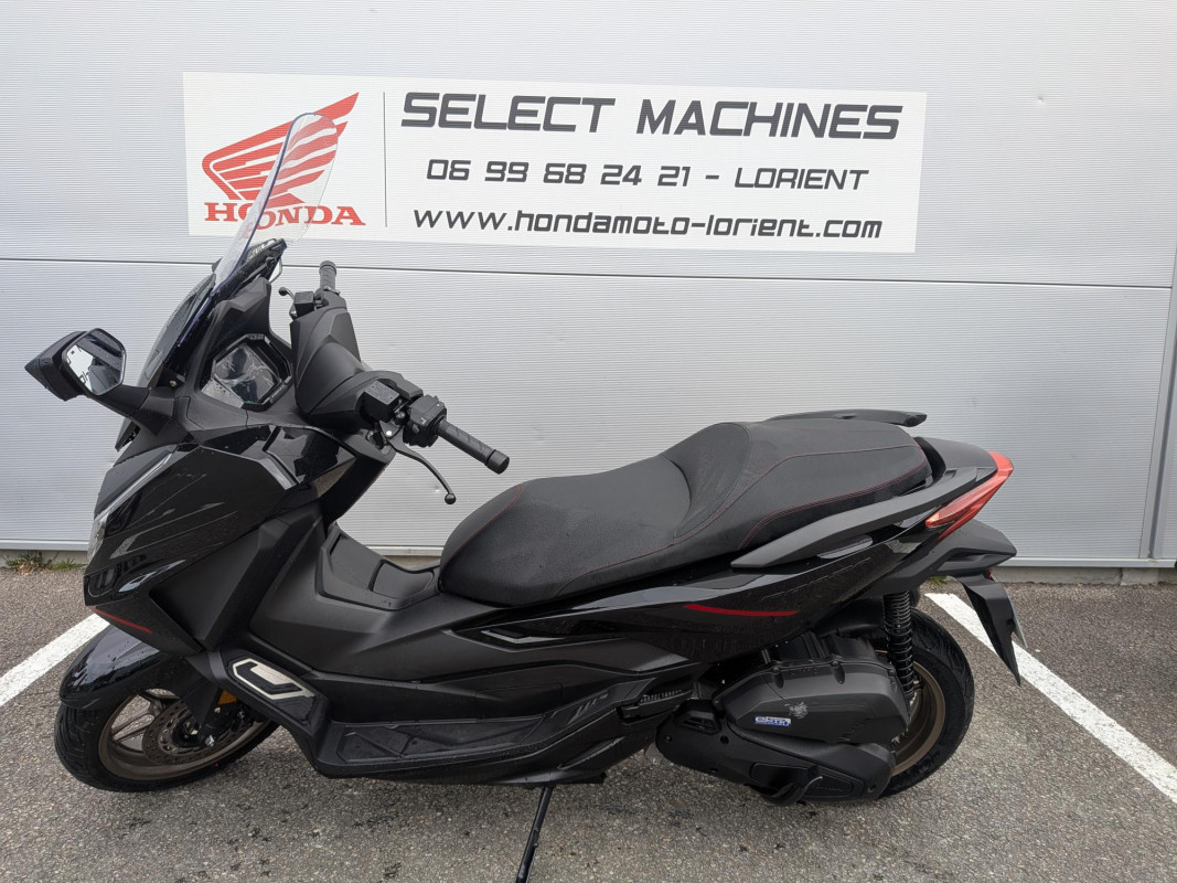 HONDA FORZA 125 EDITION SPECIAL SELECT MACHINES  LANESTER 