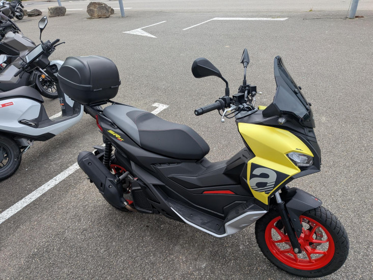 APRILIA SR GT 125 - LANESTER