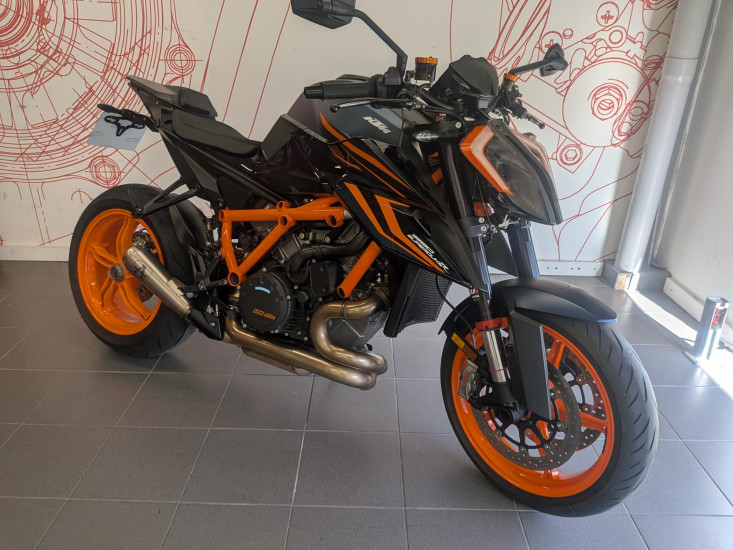KTM 1290 SUPER DUKE R - LANESTER